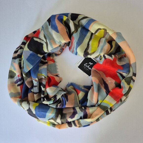 Echo NY Multi Color Abstract 100% Wool Infinity Fringe Scarf Womens 30 x 80 IN - Picture 8 of 8